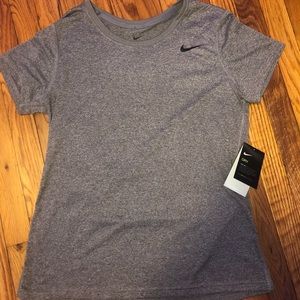 nike t shirt